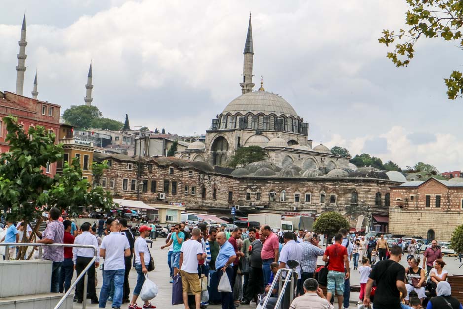 Eminonu-istanbul-1 48 hrs in Istanbul Visit Part 1
