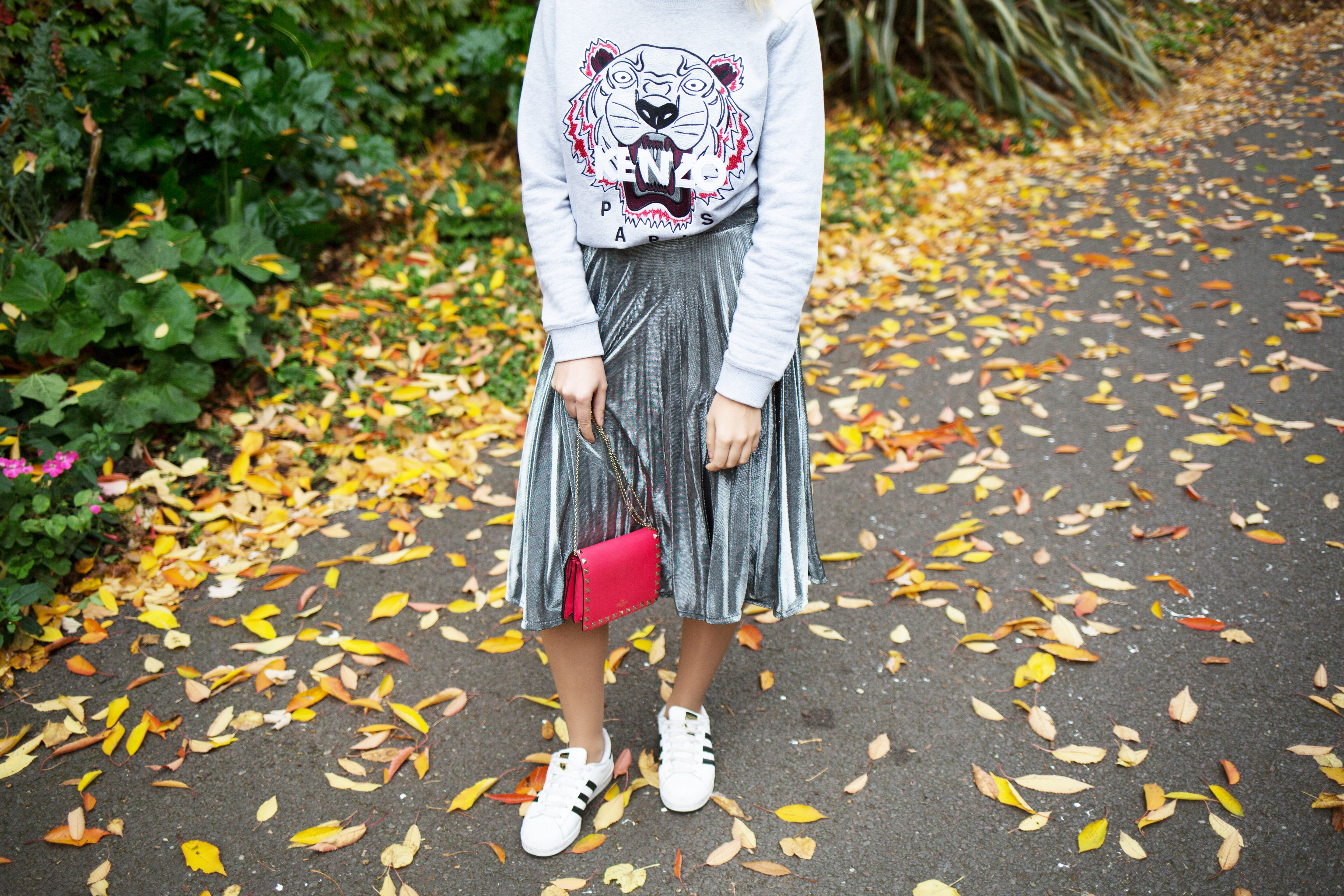 Kenzo-Sweatshirt-8 How to wear a Midi Pleated Skirt