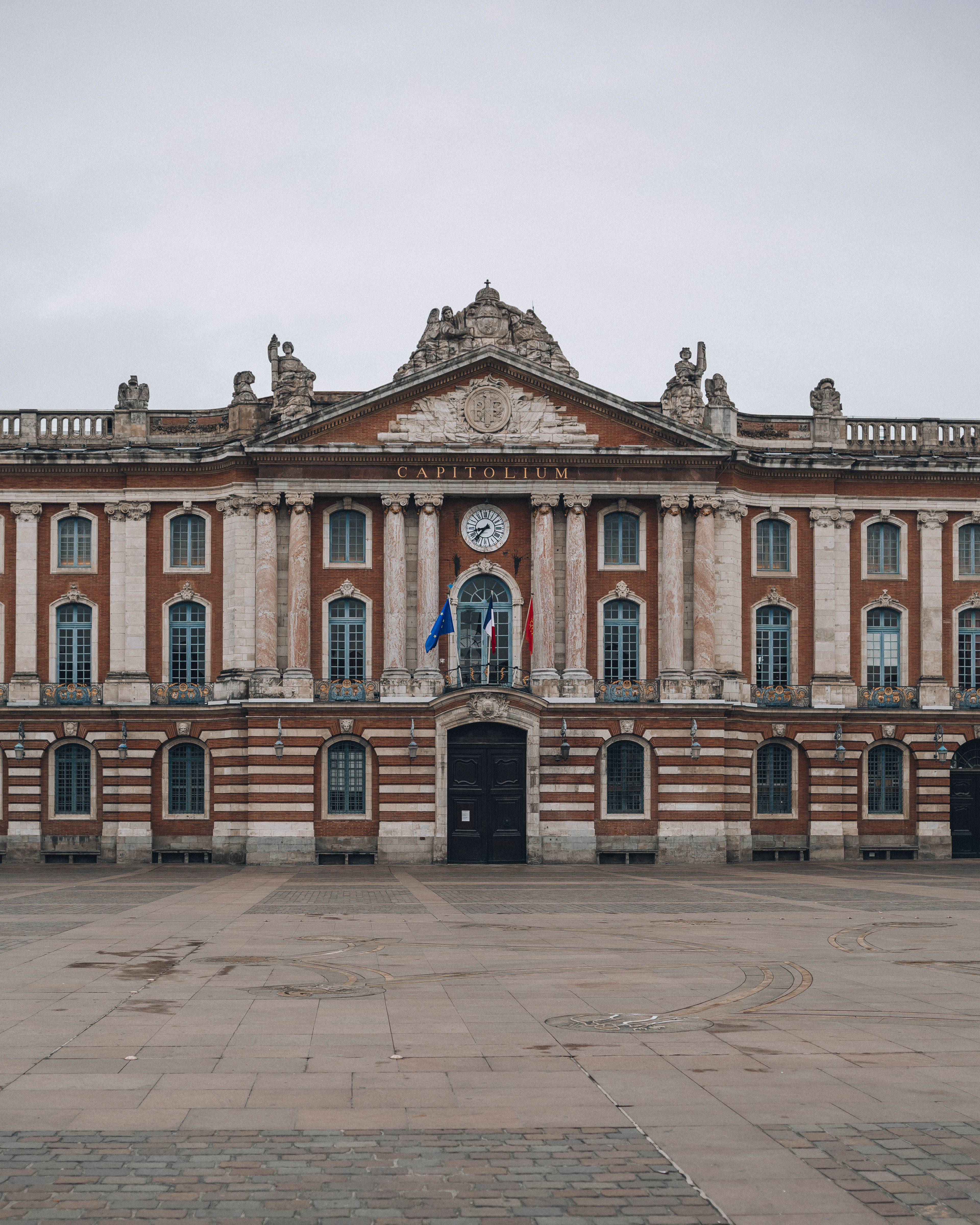 Place du Capitole Toulouse Holiday 