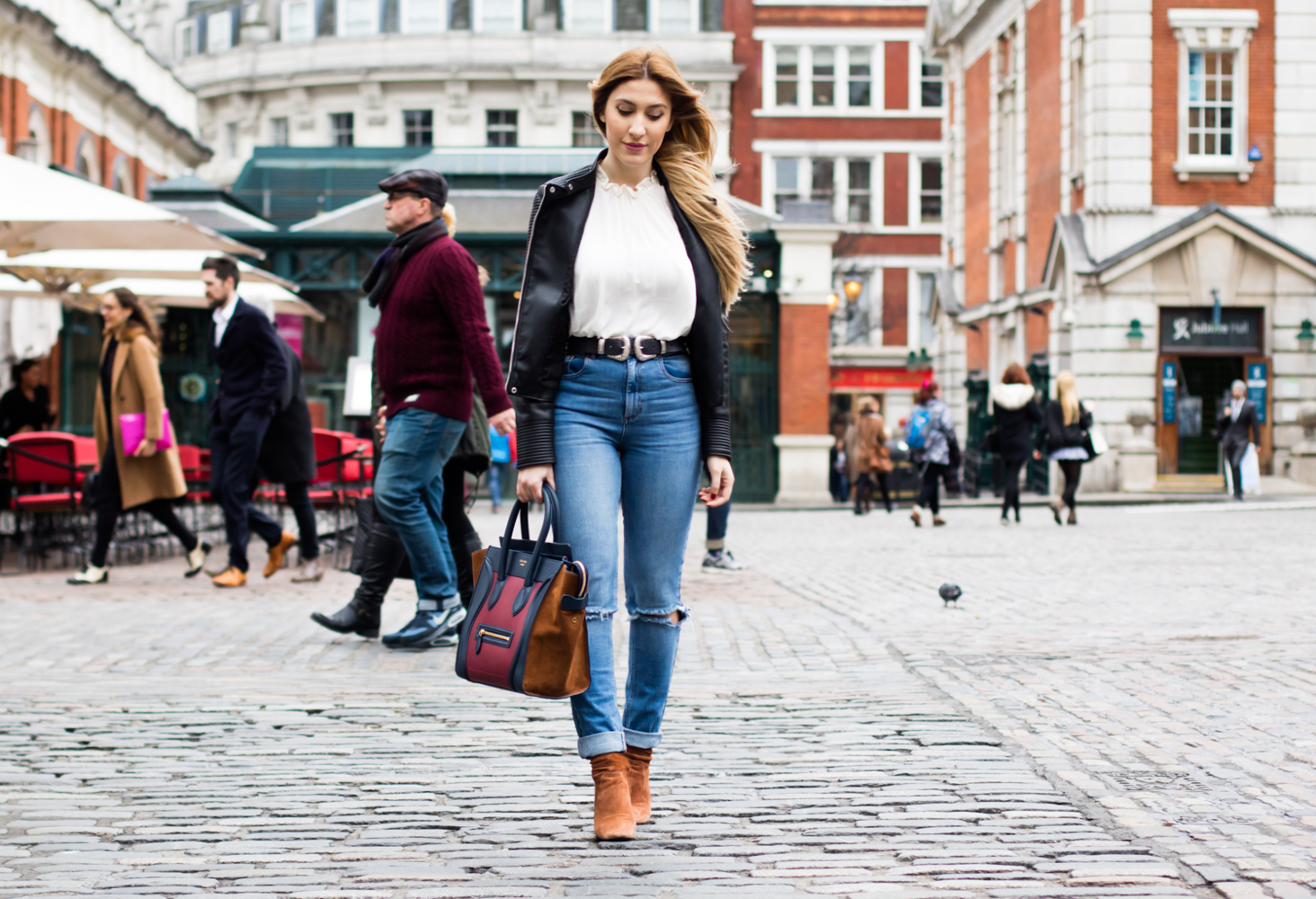 Casual Outfit in Covent Garden - thelondonthing.co.uk